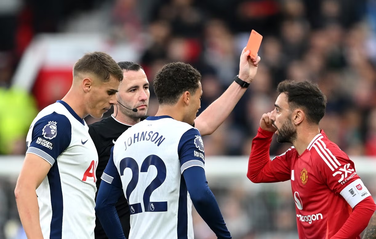 Bruno Fernandes reveals what James Maddison told him after Man United red card