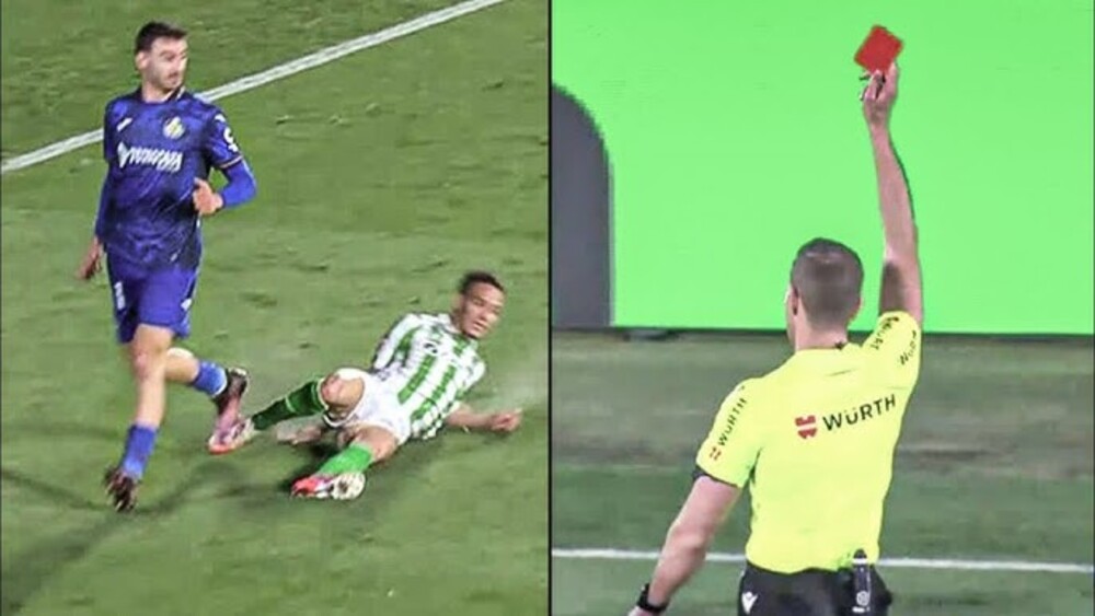 VIDEO Najskuplji promašaj Uniteda asistirao pa u završnici dobio crveni karton