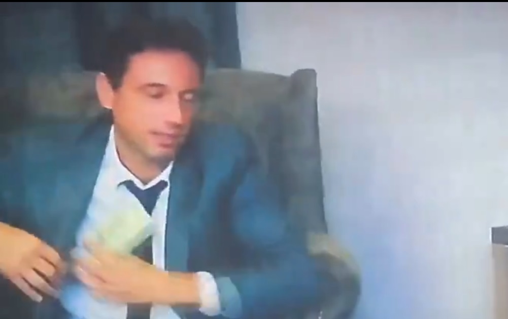 Televizija objavila snimak, predsednik San Lorenca uzeo mito (Video)