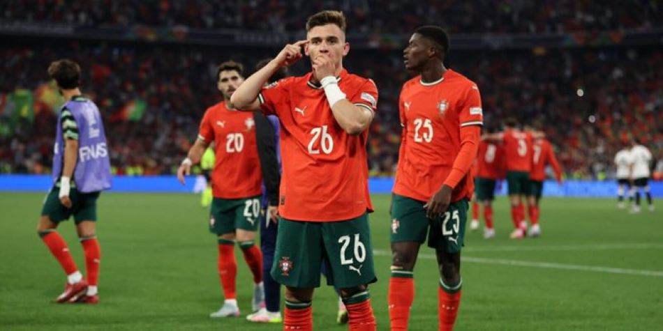 40-godišnji Ronaldo odveo Portugal u finale LN