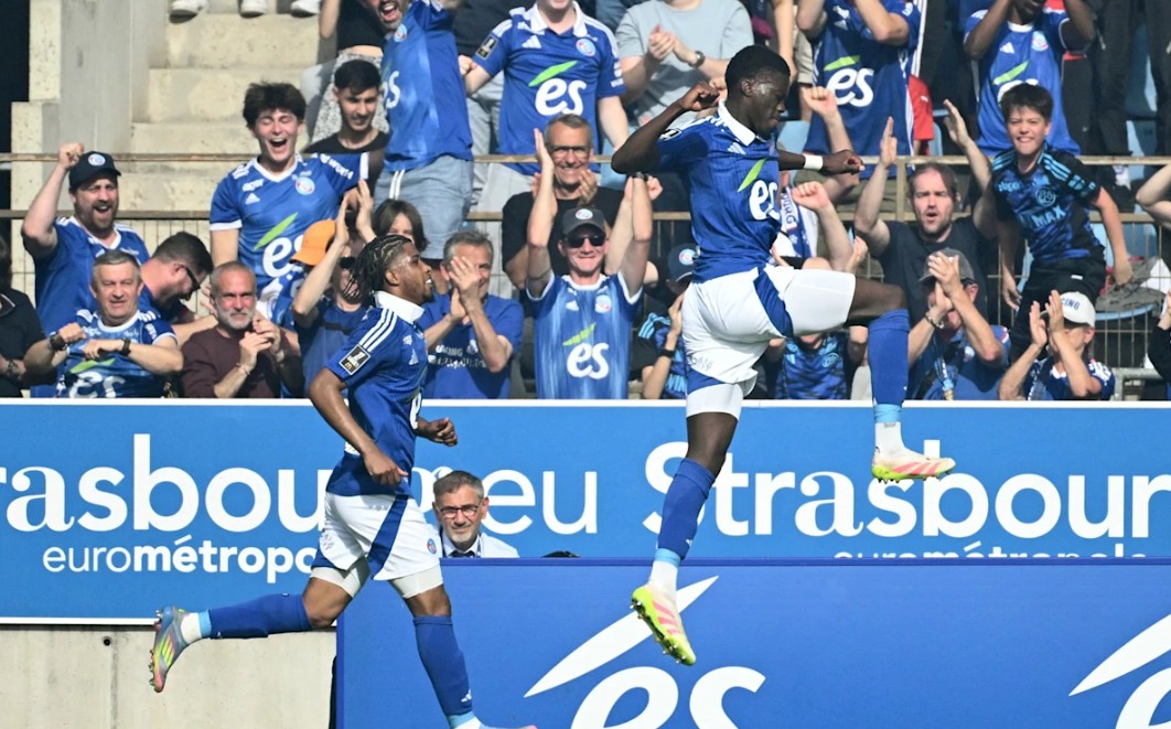 Chelsea complete Mamadou Sarr signing!