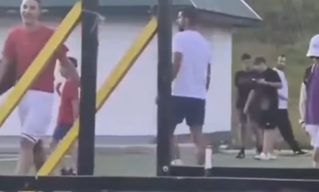 Novak igrao fudbal tokom treninga, pogledajte snimak koji se širi mrežama(Video)