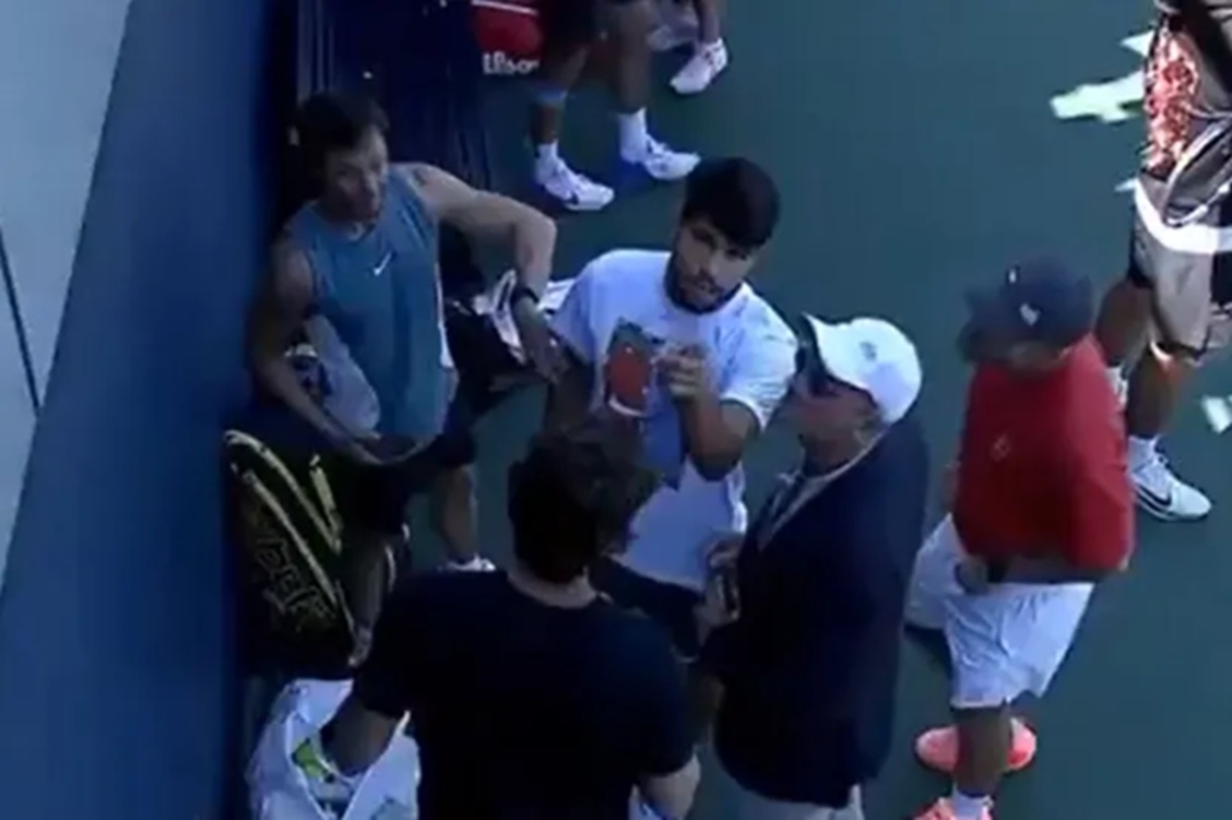Alkaraz napravio haos na US Openu! Iz bizarnog razloga osudio organizatore (Video)