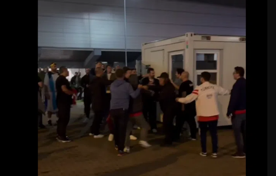 Tuča posle meča Nemačke i Turske, navijači se pobili!