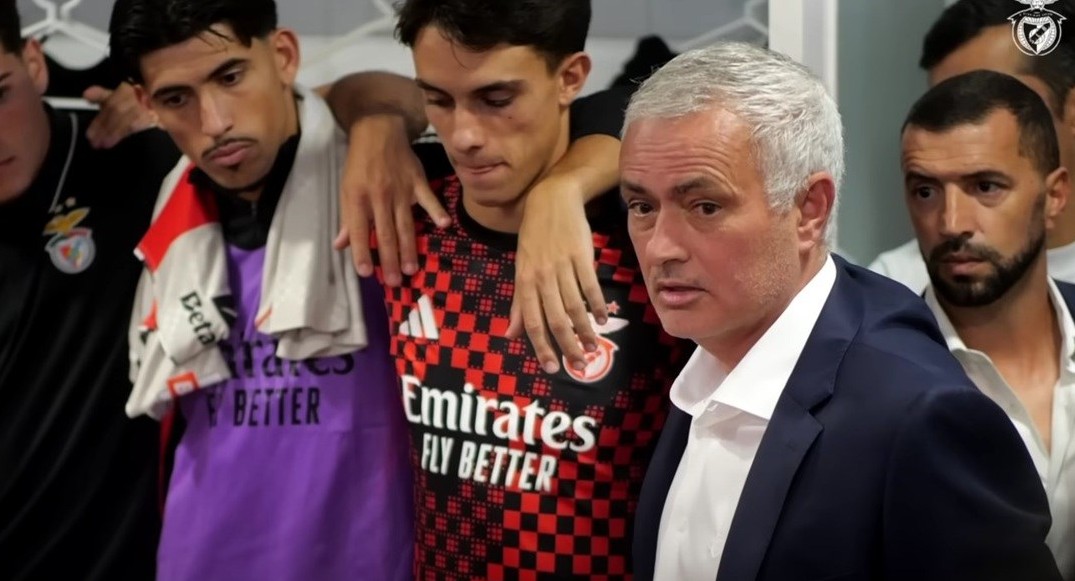 Pogledajte Mourinhov motivacijski govor. Uslijedila je pobjeda 3:0 (Video)