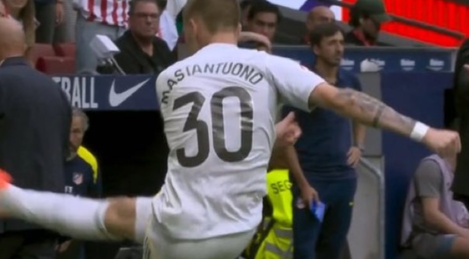 Novi igrač Real Madrida je tek stigao u Španiju, a već je žestoko razbijesnio fudbalsku javnost (Video)