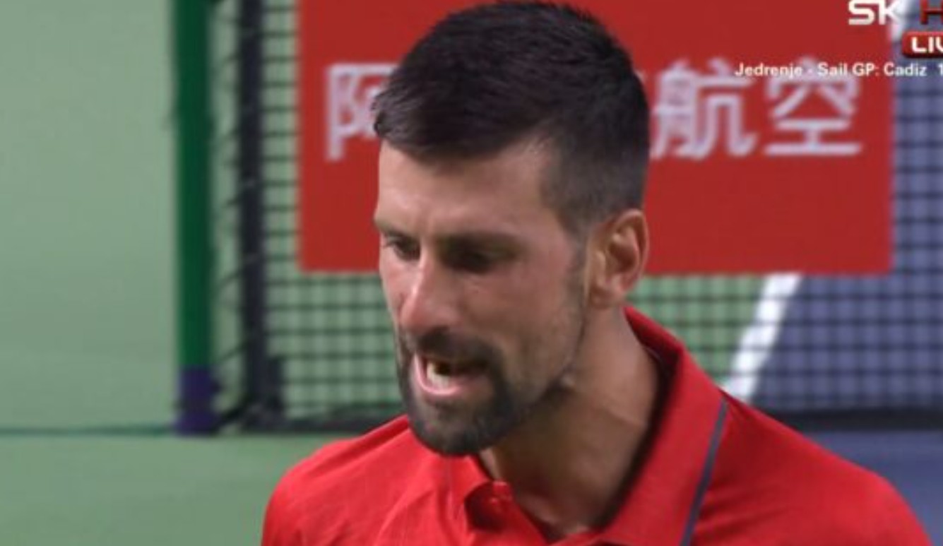Novak baš pobesneo; Komentator: Ne smem ovo da ponovim!