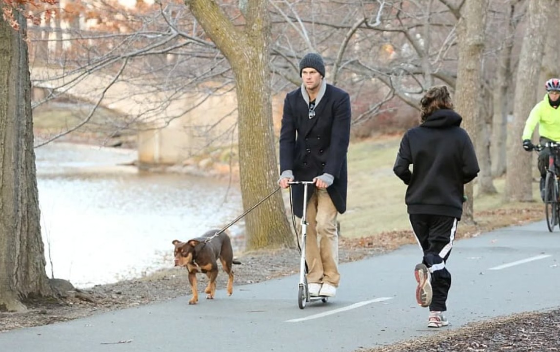 Tom Brady klonirao uginulog psa pomoću kapljice krvi i izazvao brojne etičke debate