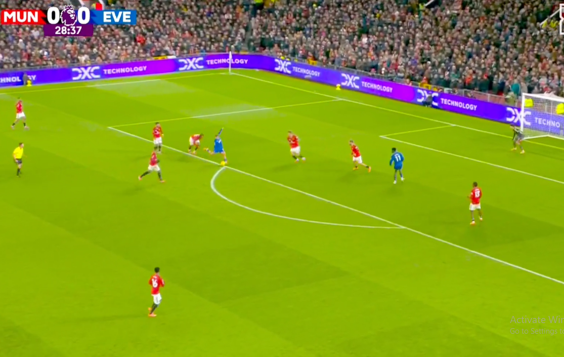 Everton s igračem manje srušio Manchester United. Pogledajte golčinu za pobjedu