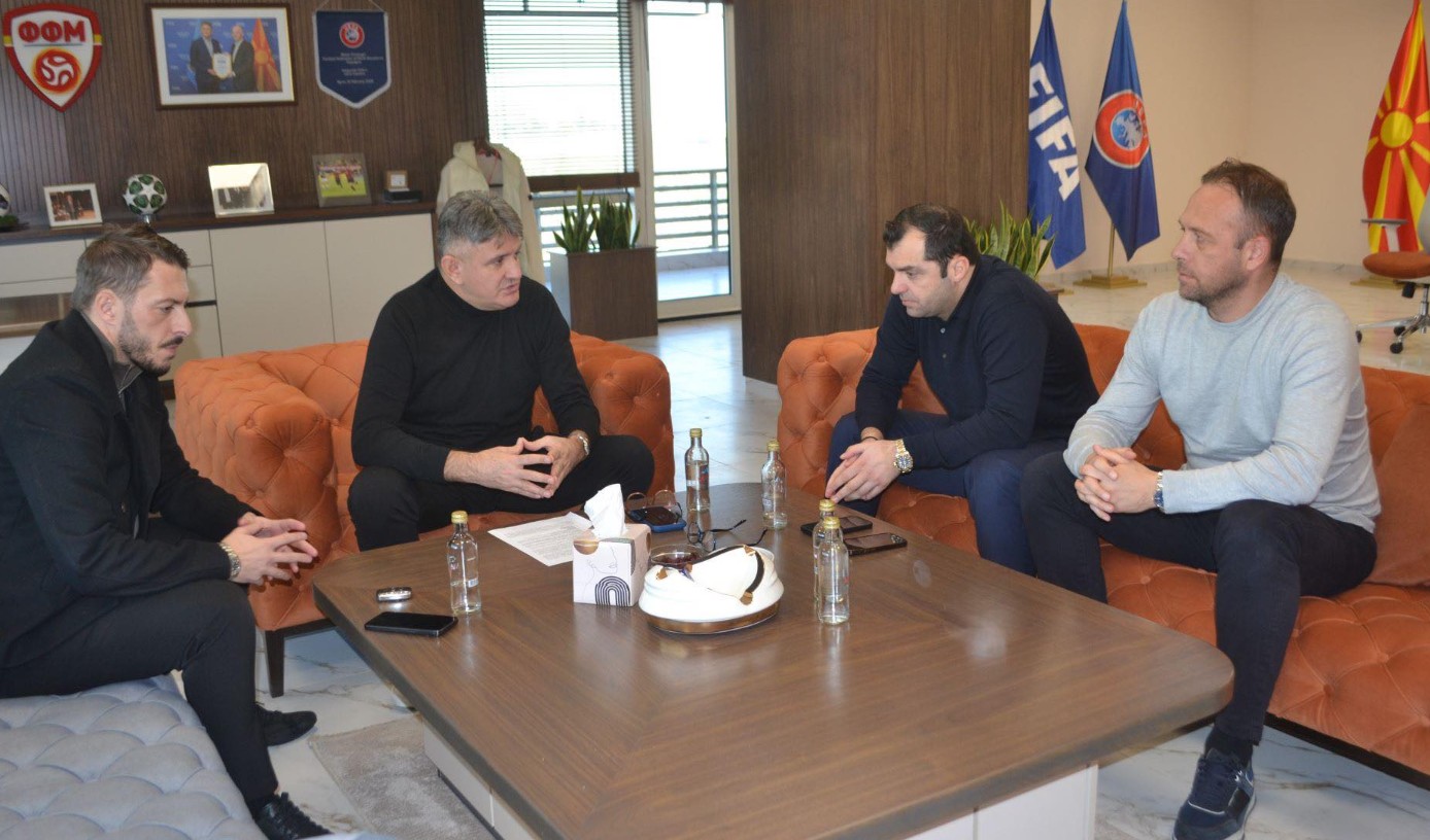 Македонија многу брзо добива нов селектор!