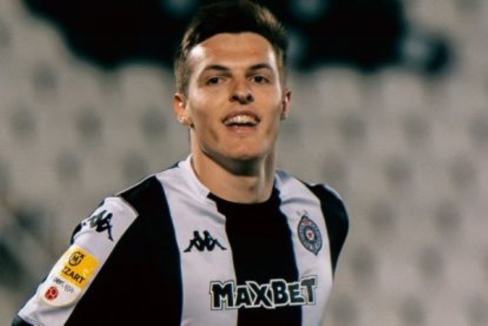 Милан е увеличил офертата си за млад нападател на Партизан