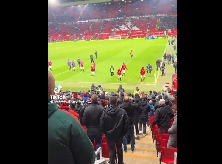 Kunja u sukobu sa navijačima Junajteda /VIDEO/