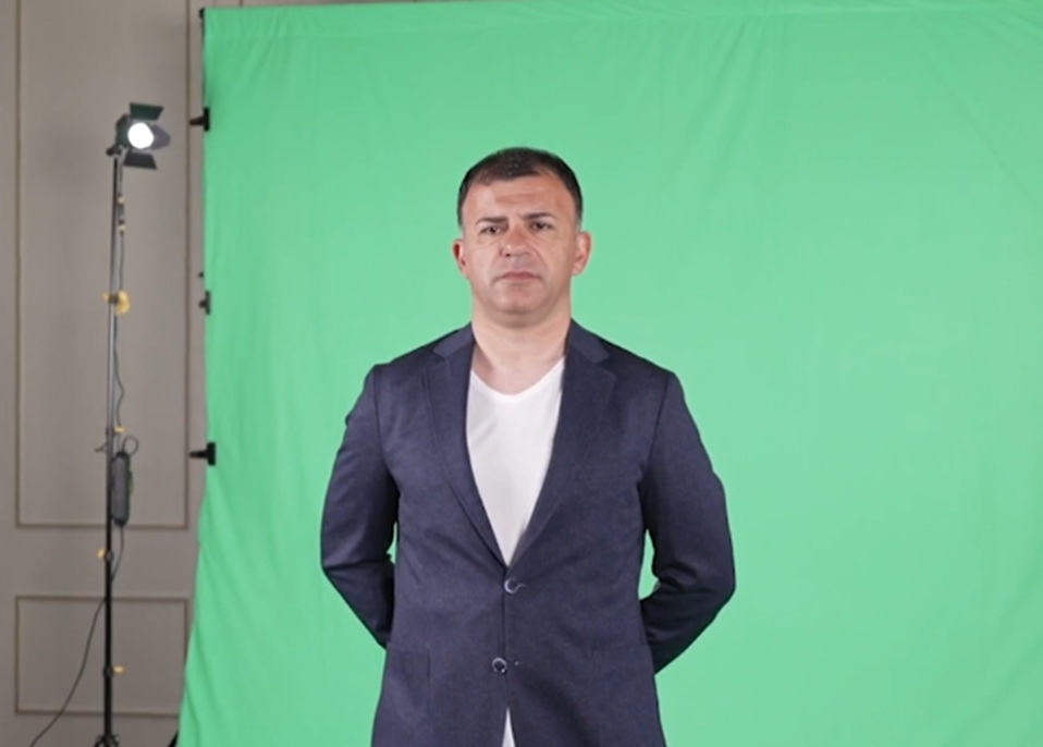 Ангеловски им даде поддршка на македонските фудбалери пред мечот со Данска (ФОТО)