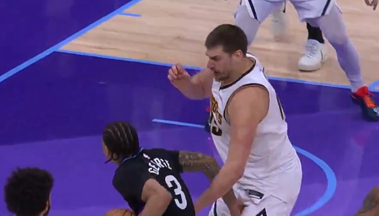 Denver čudom izbegao novi poraz, Jokić herojskom blokadom presudio Juti  (Video)