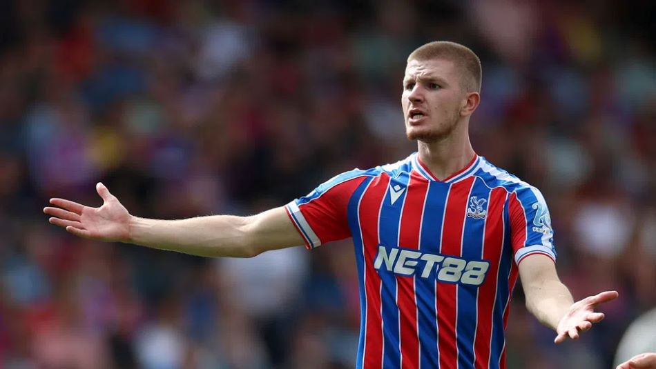 Ливърпул вече преговаря за Адам Уортън