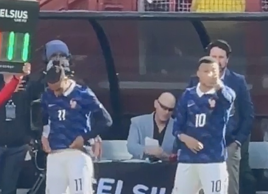 Francuzi bijesni zbog poteza Mbappea: “Odvratno, nepoštovanje, ma on je diktator!”